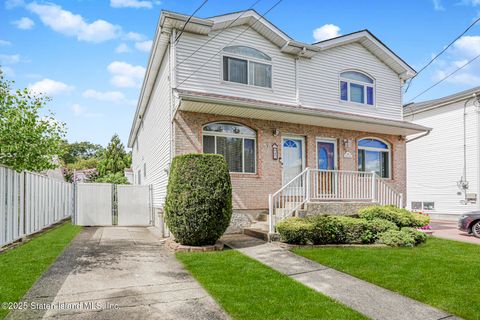 Photo of 47 Jumel Street, Staten Island, NY 10308 (MLS # 2505059)