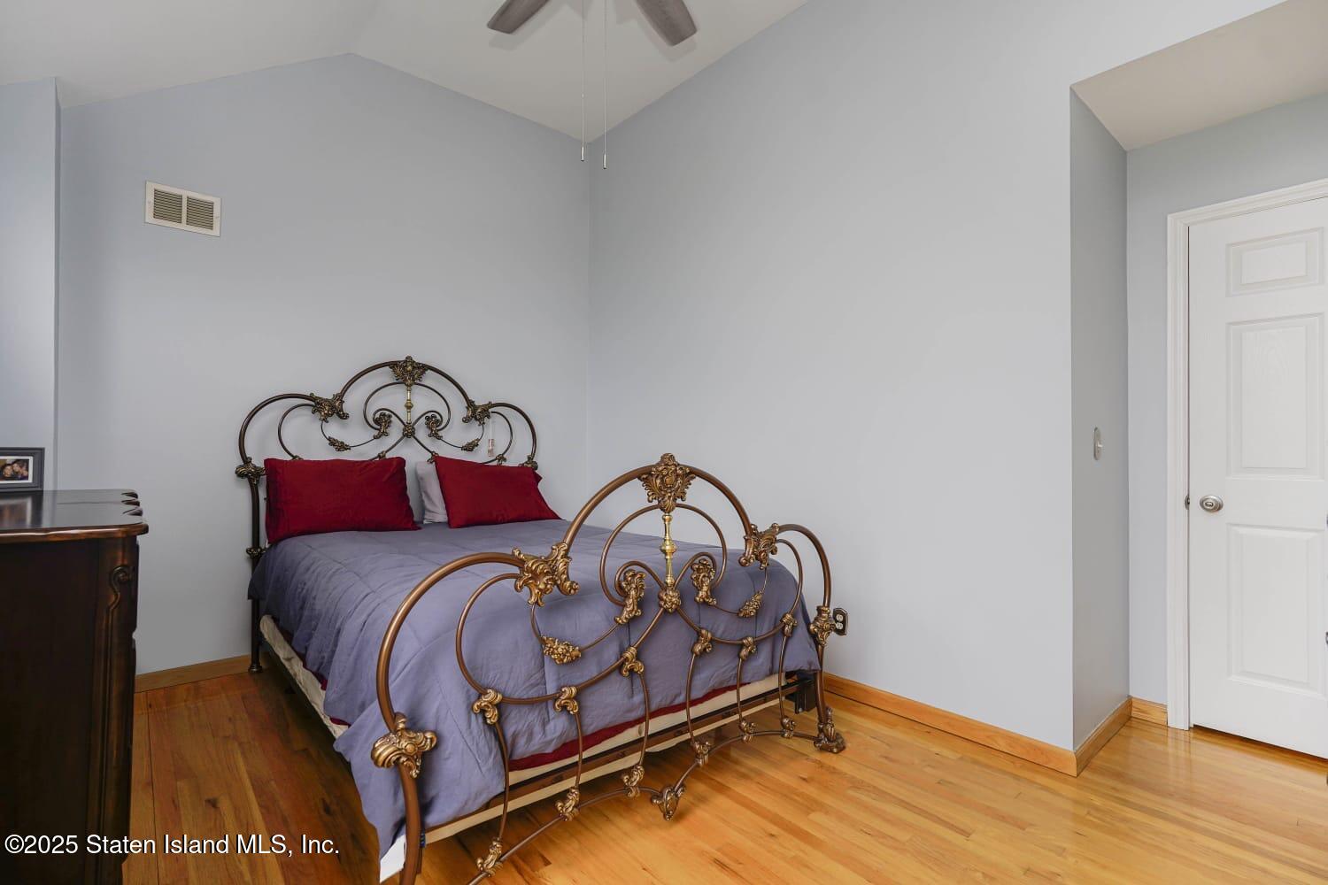 1010 Sheldon Avenue, Staten Island, New York image 15