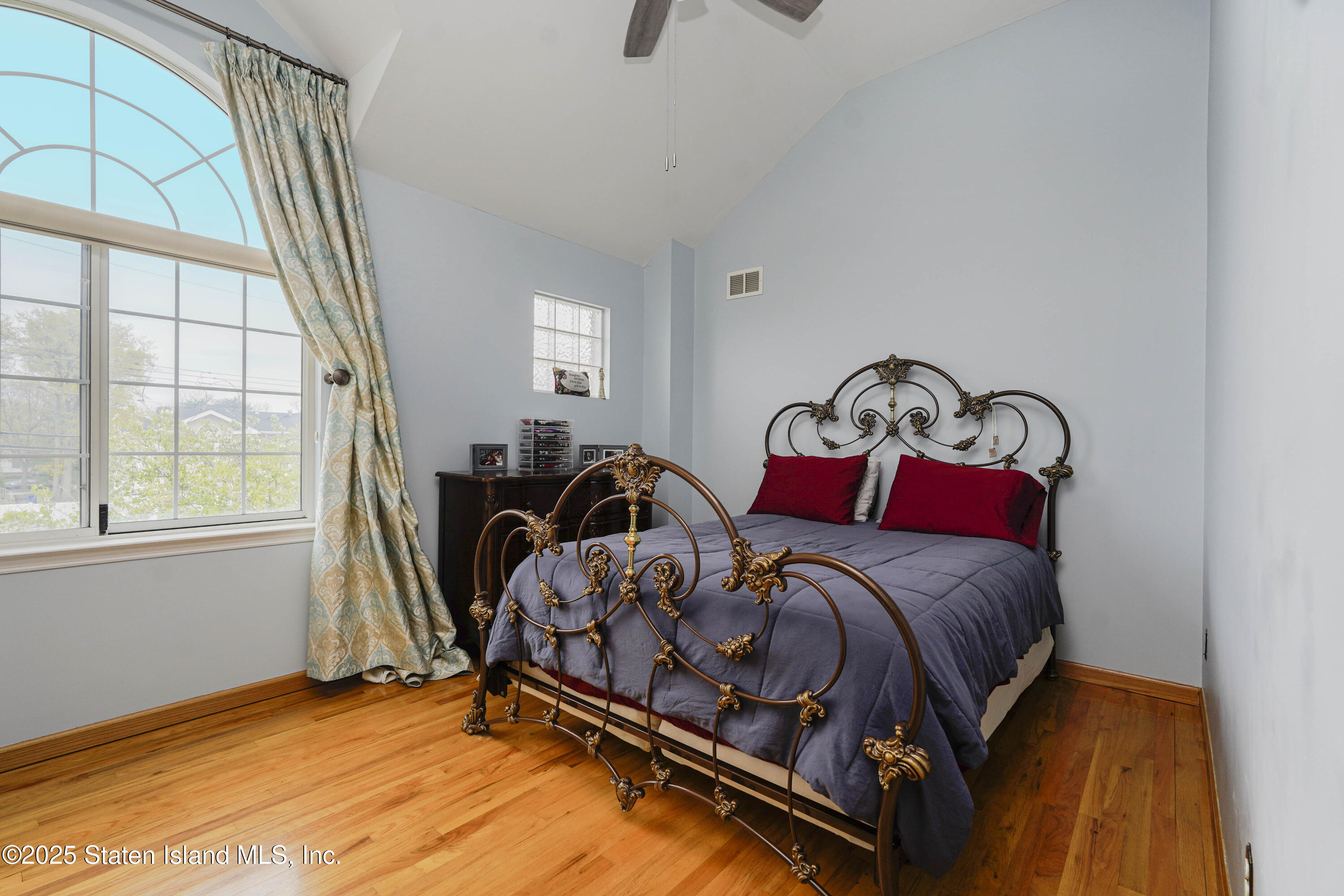 1010 Sheldon Avenue, Staten Island, New York image 16