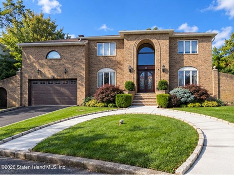 Multifamily For Sale - 34 Fayann Lane<br/> Staten Island, NY 10307