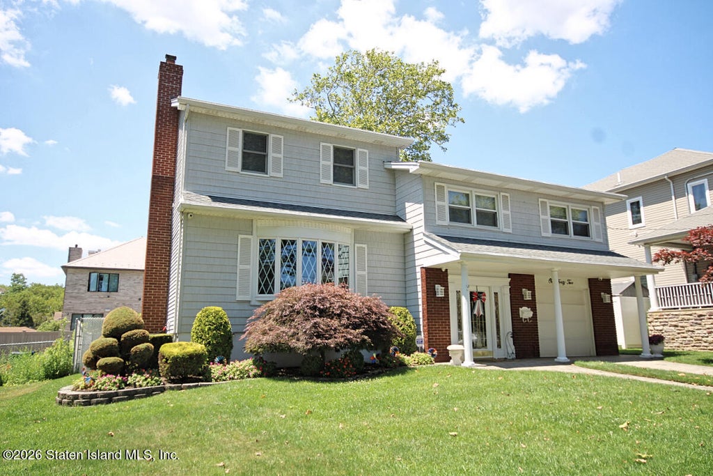 Photo of 142 Providence Street, Staten Island, NY 10304 (MLS # 2603867)