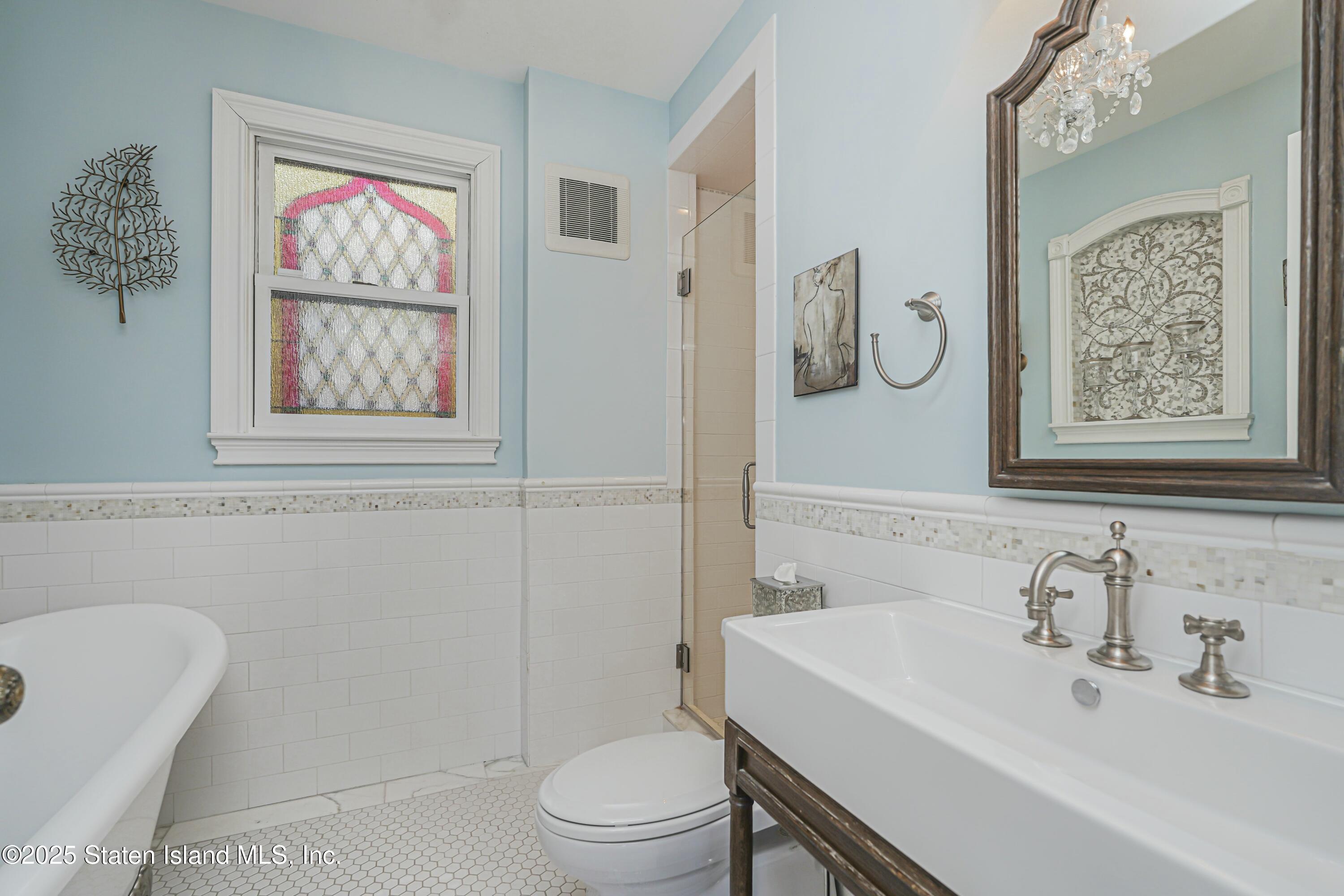 Staten Island, New York 10304, United States, 3 Bedrooms Bedrooms, ,3 BathroomsBathrooms,Residential,Pending,15294