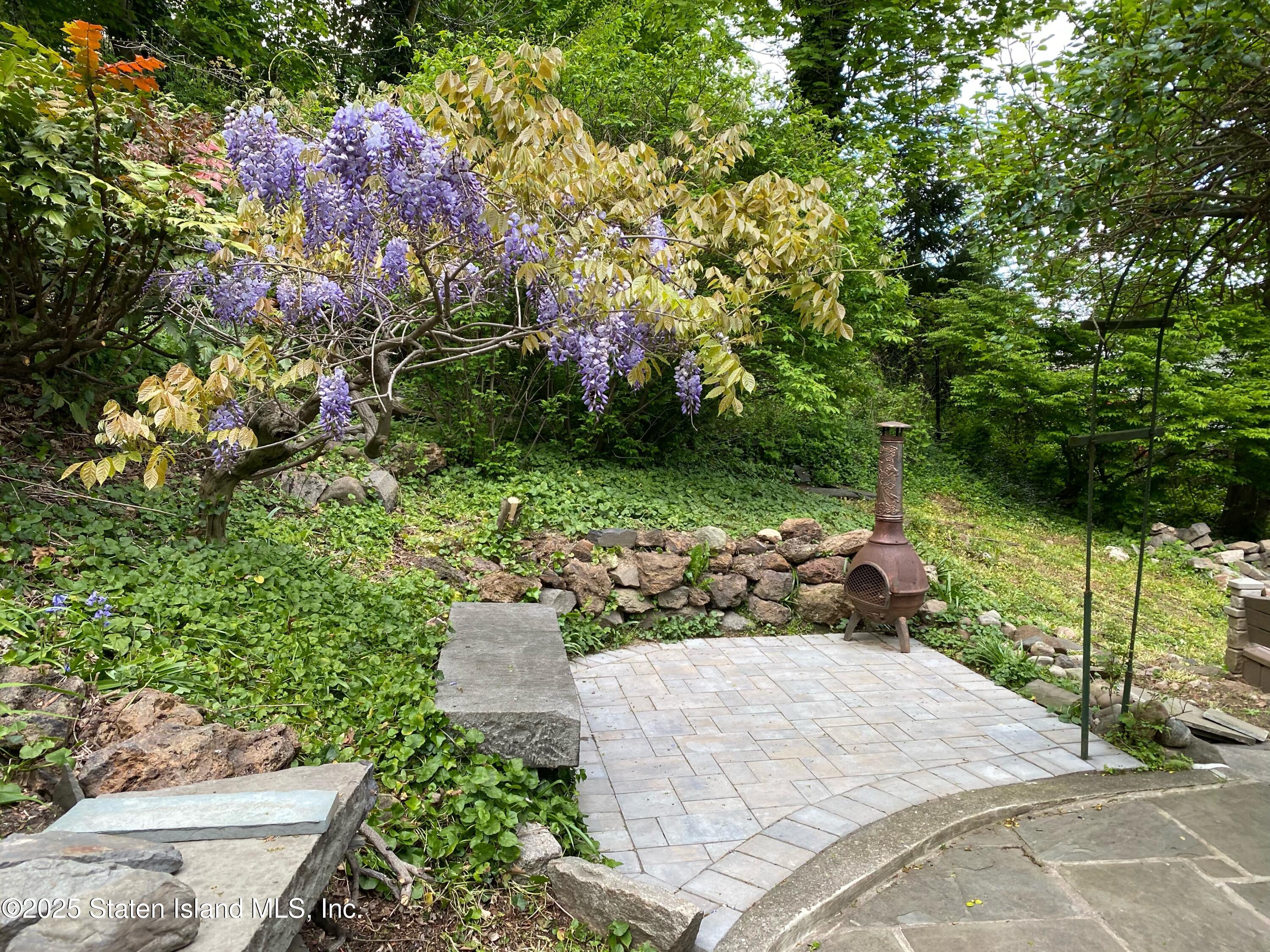 Staten Island, New York 10304, United States, 3 Bedrooms Bedrooms, ,3 BathroomsBathrooms,Residential,Pending,15294