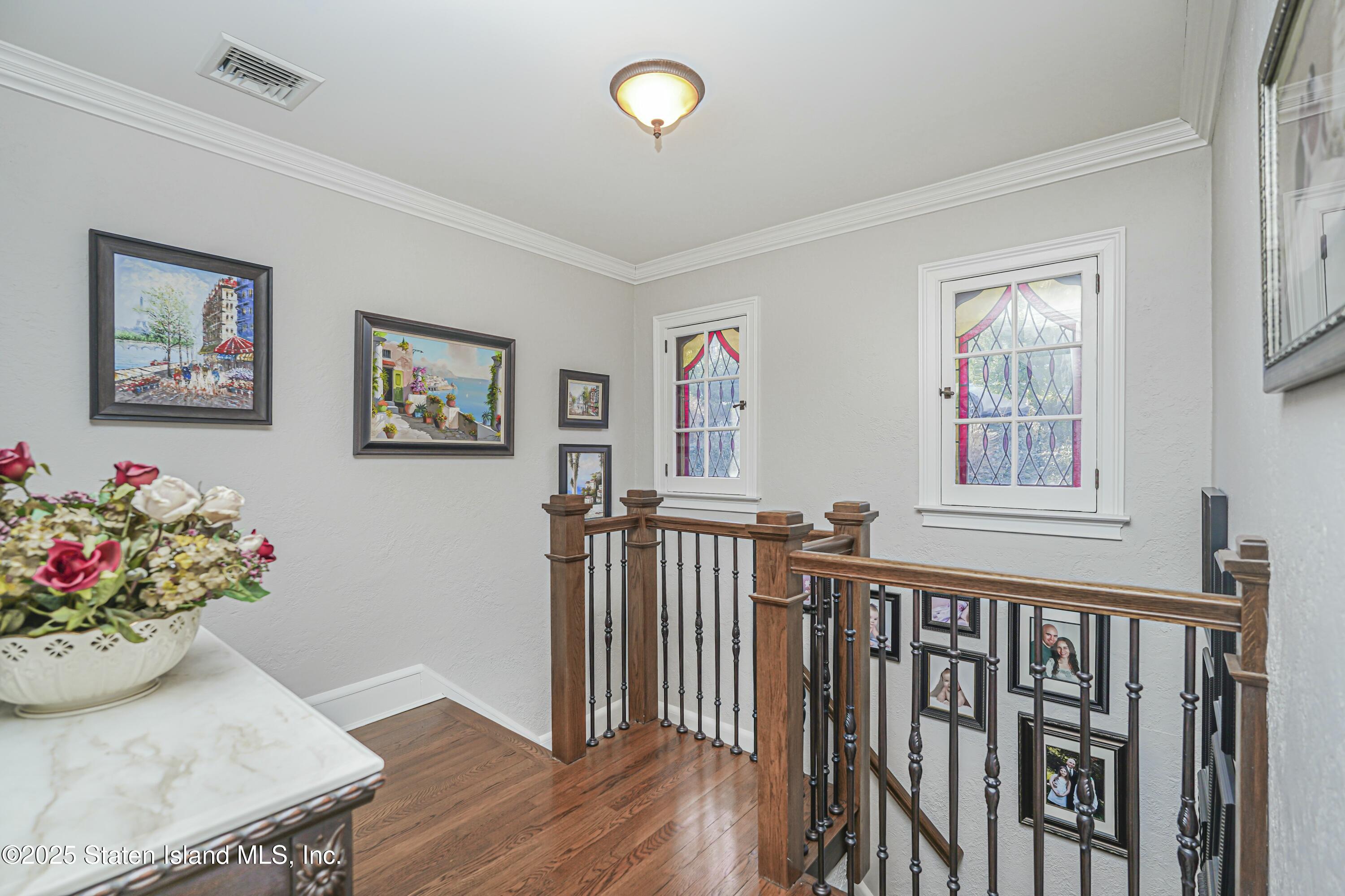 Staten Island, New York 10304, United States, 3 Bedrooms Bedrooms, ,3 BathroomsBathrooms,Residential,Pending,15294