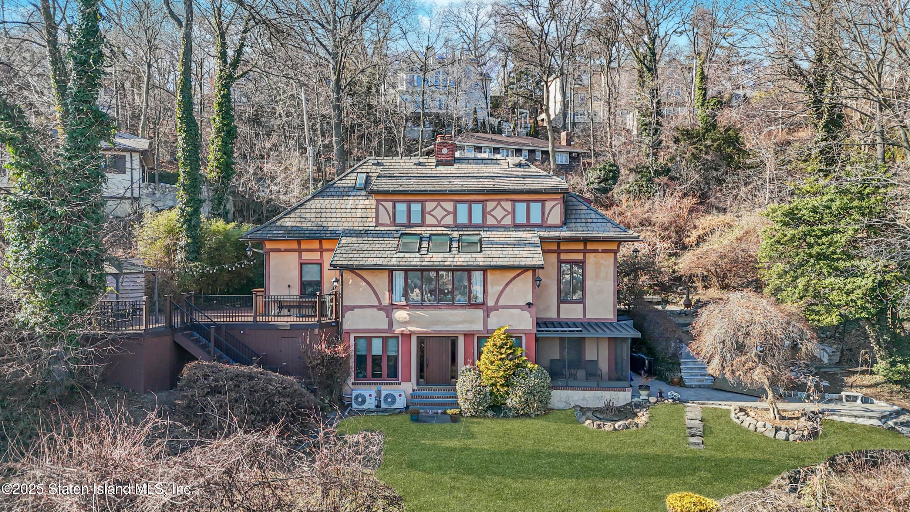 Staten Island, New York 10304, United States, 3 Bedrooms Bedrooms, ,3 BathroomsBathrooms,Residential,Pending,15294