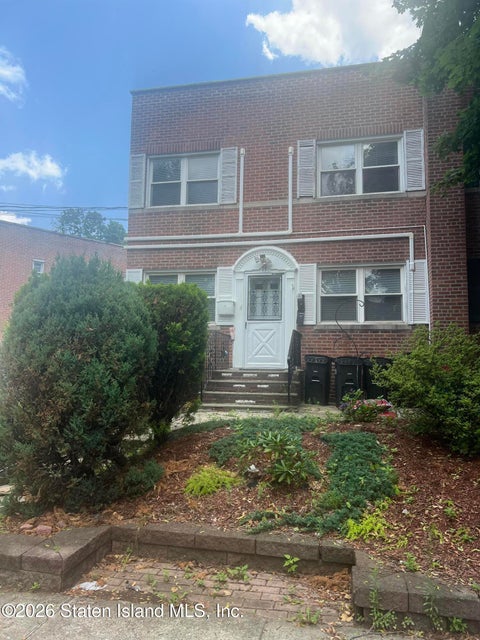Photo of 19 Hodges Place, Staten Island, NY 10314 (MLS # 2604142)