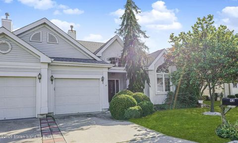 Photo of 42 Gormley Lane, Monroe Township, NJ 08831 (MLS # 2600506)