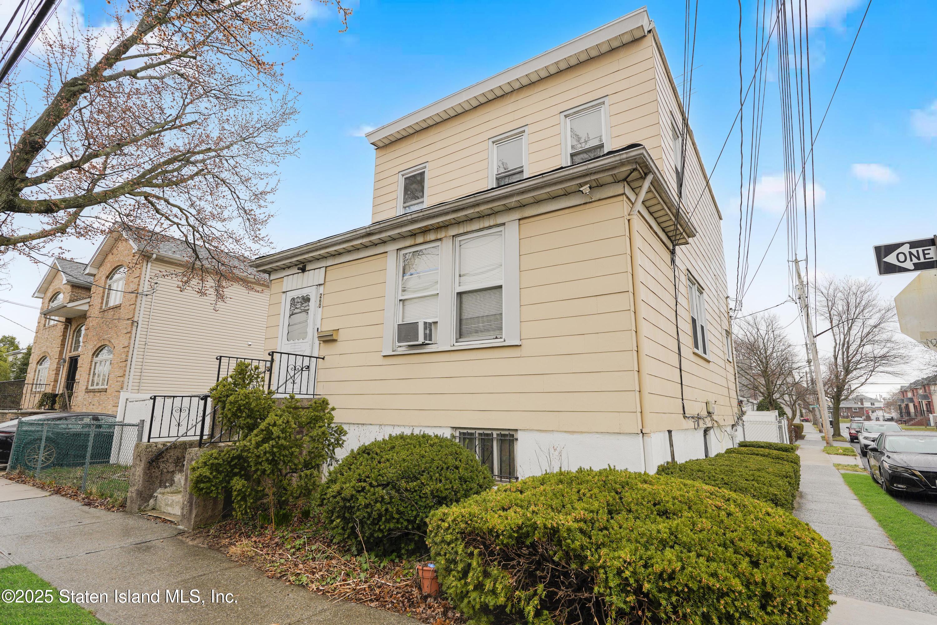 260 Garretson Avenue, Staten Island, New York image 2