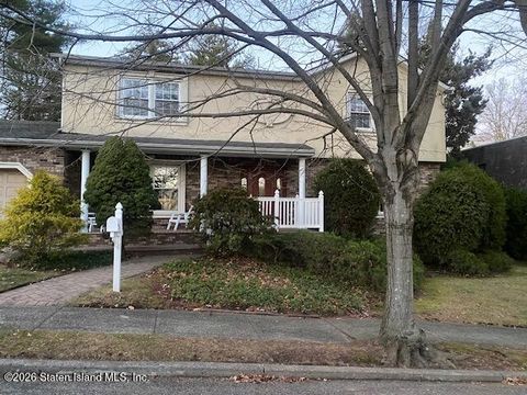 Photo of 25 Herkimer Street, Staten Island, NY 10301 (MLS # 2600816)