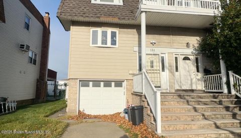 Photo of 134 Kelly Boulevard, Staten Island, NY 10314 (MLS # 2501969)