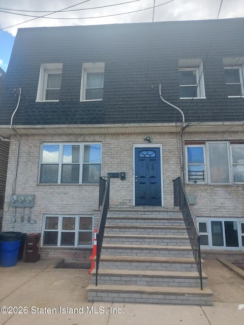 Photo of 133 Eaton Place, Staten Island, NY 10302 (MLS # 2601928)
