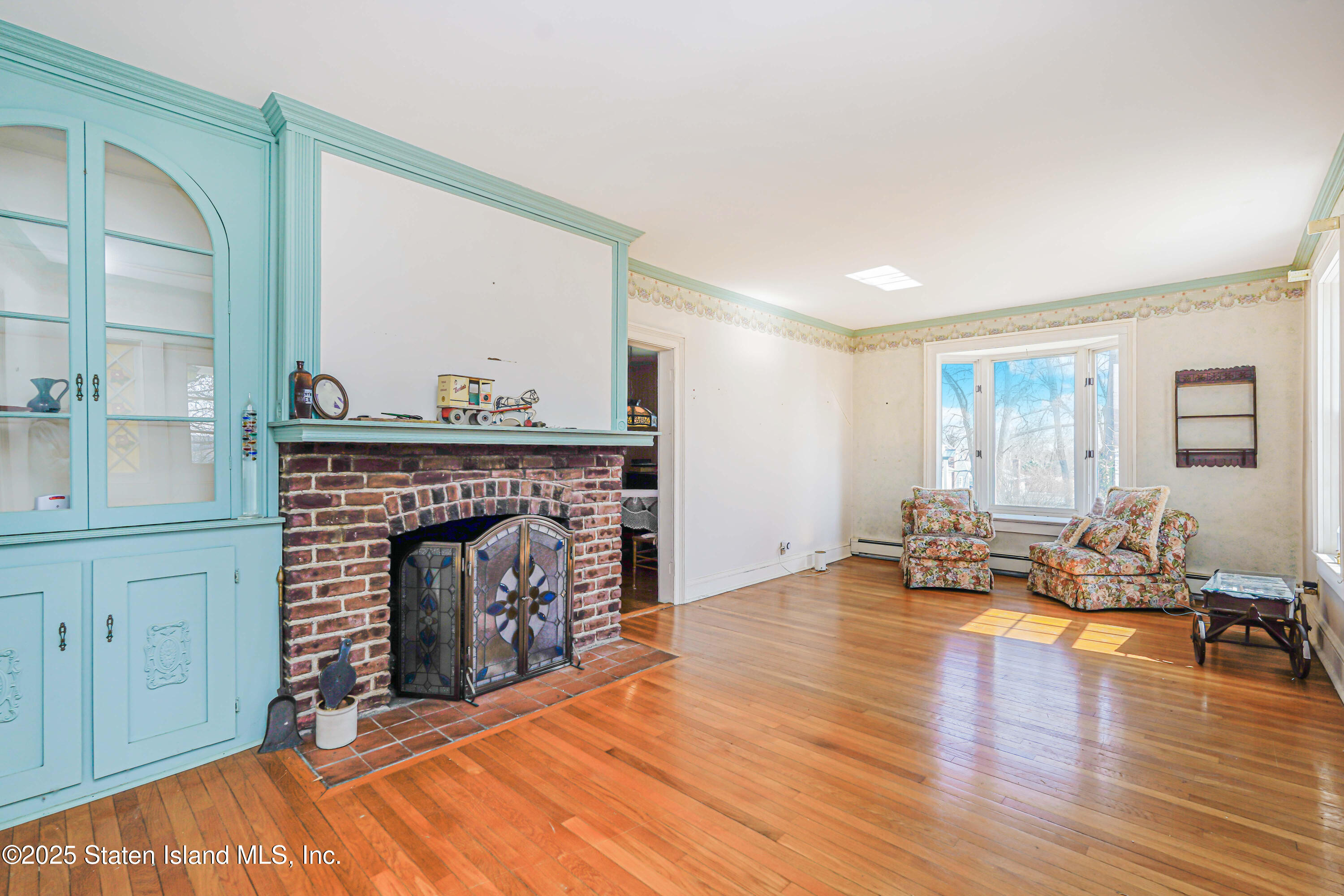 297 Woods Of Arden Road, Staten Island, New York image 8
