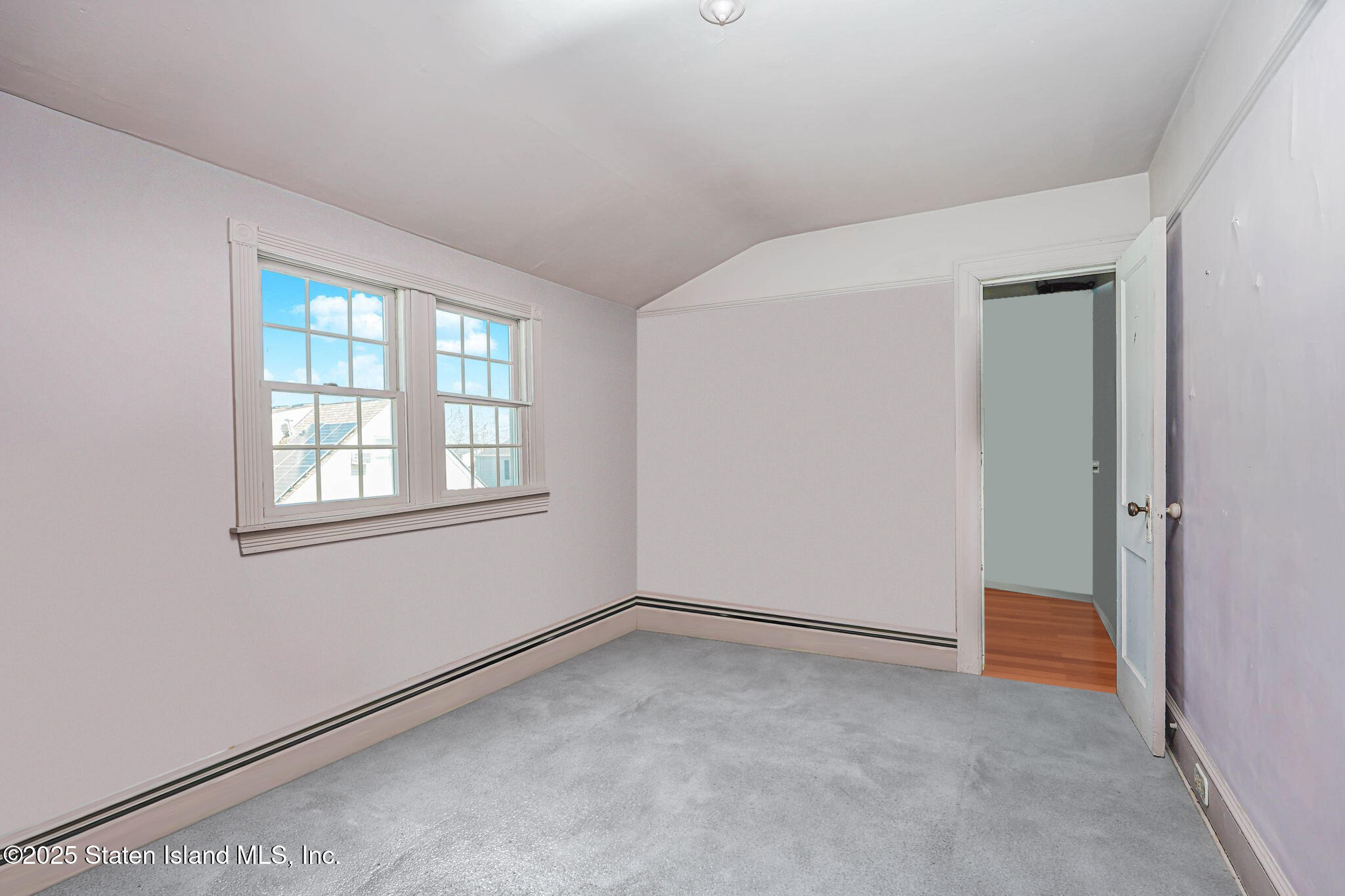 297 Woods Of Arden Road, Staten Island, New York image 35