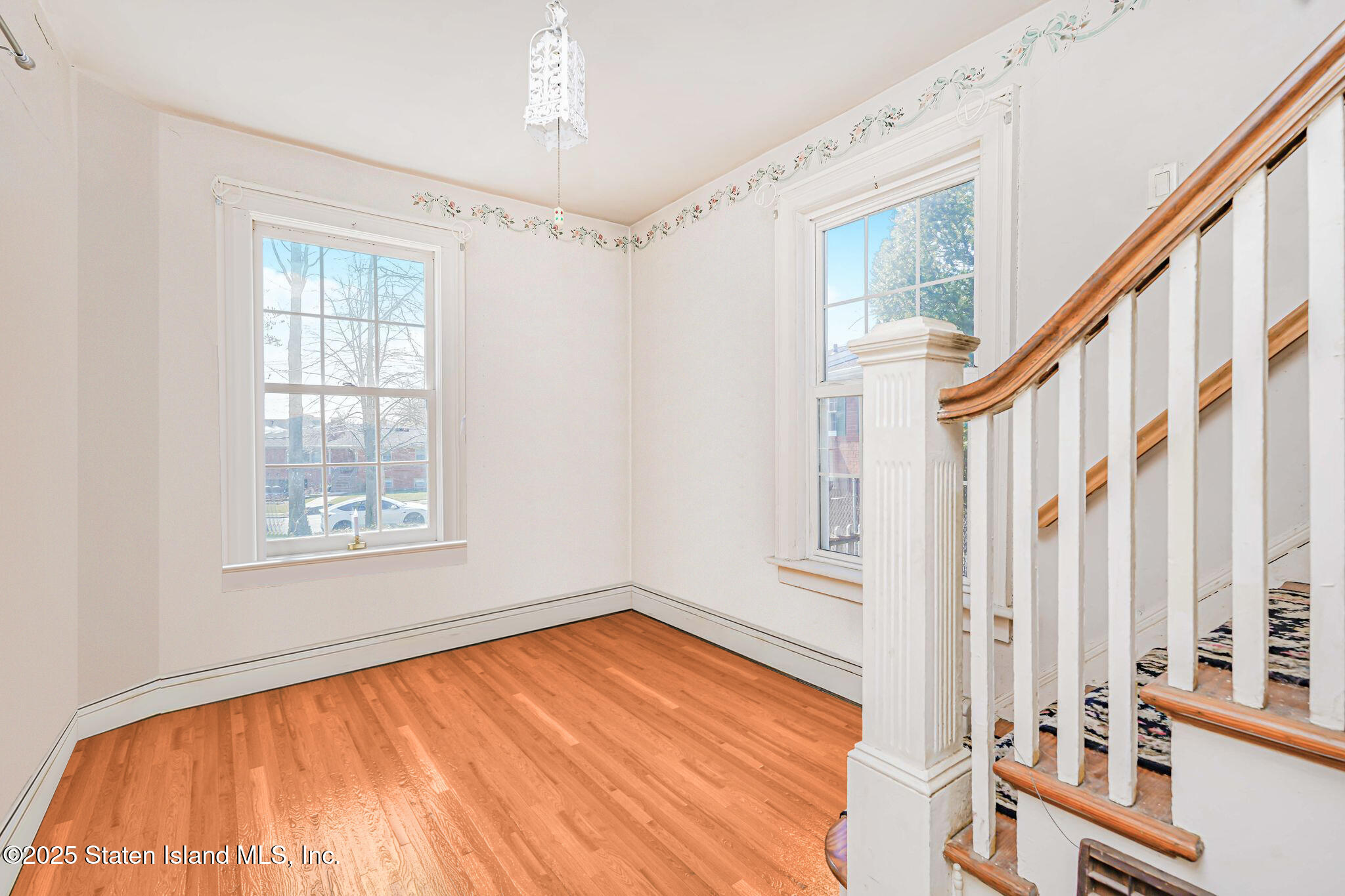 297 Woods Of Arden Road, Staten Island, New York image 25