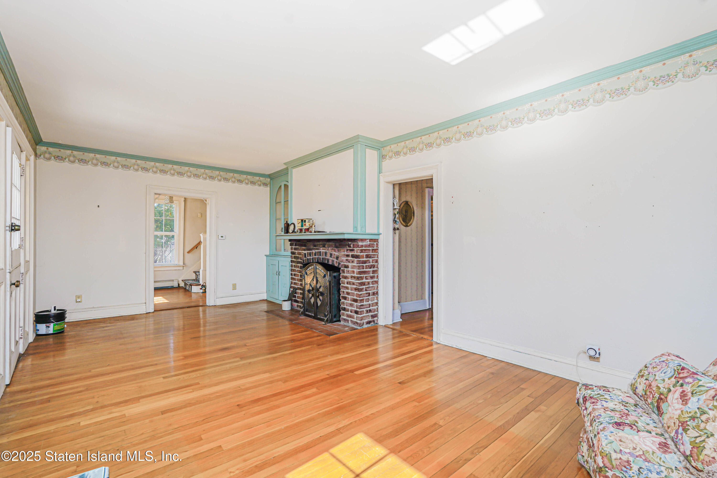 297 Woods Of Arden Road, Staten Island, New York image 12