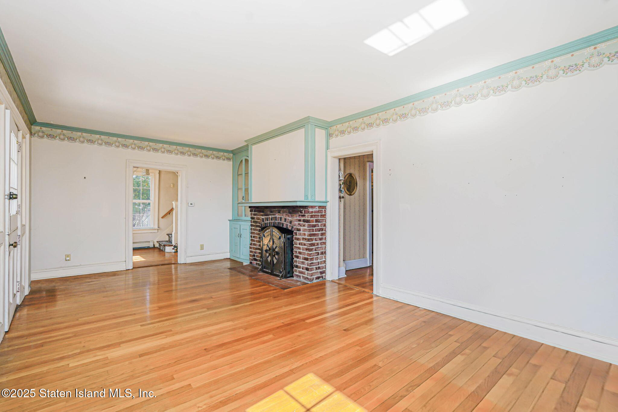 297 Woods Of Arden Road, Staten Island, New York image 13
