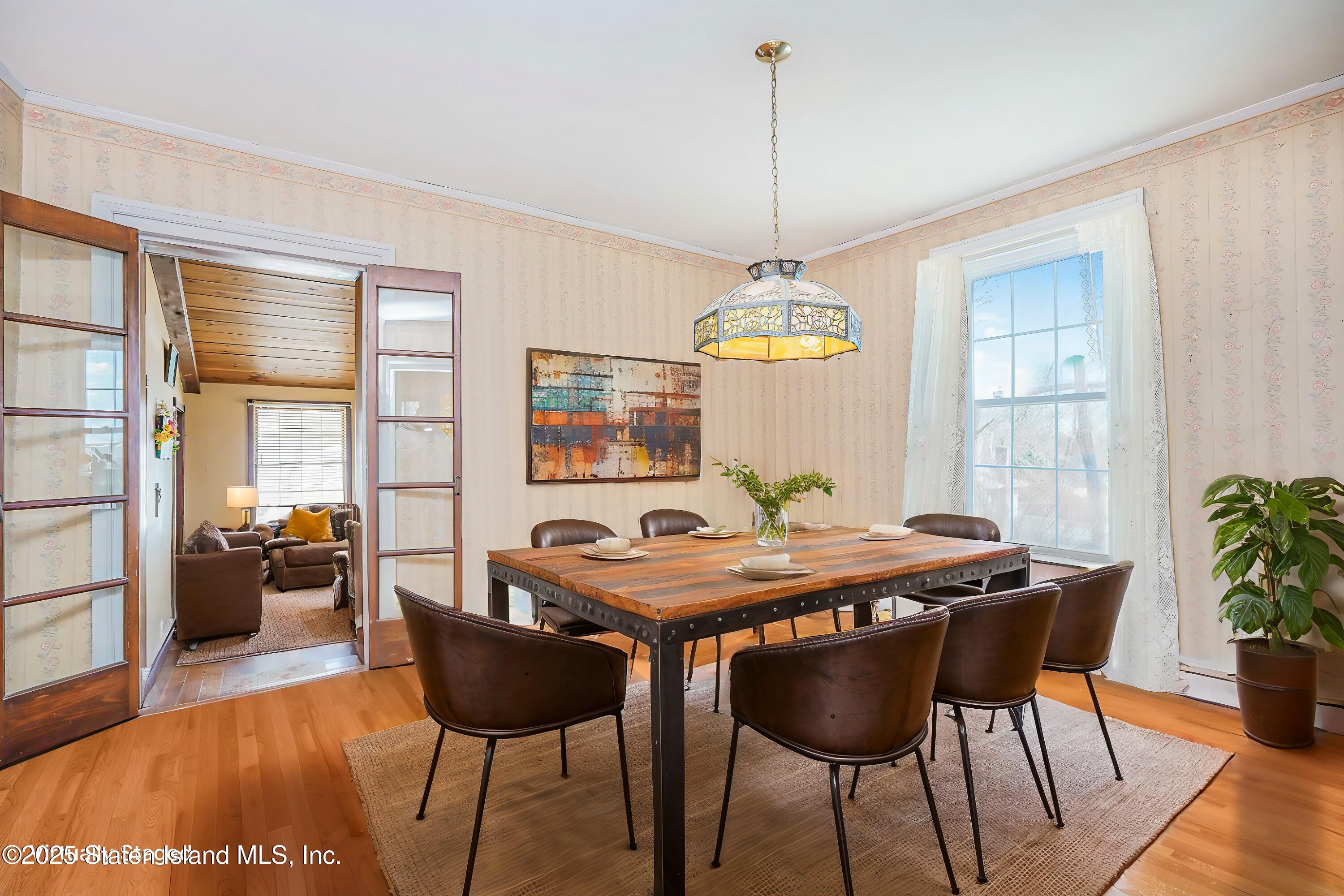 297 Woods Of Arden Road, Staten Island, New York image 18