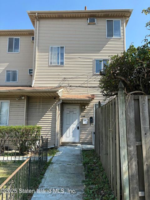 Photo of 1775 Richmond Avenue, Staten Island, NY 10314 (MLS # 2505436)