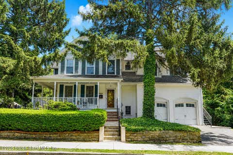 Multifamily For Sale - 81 Woodvale Avenue<br/> Staten Island, NY 10309