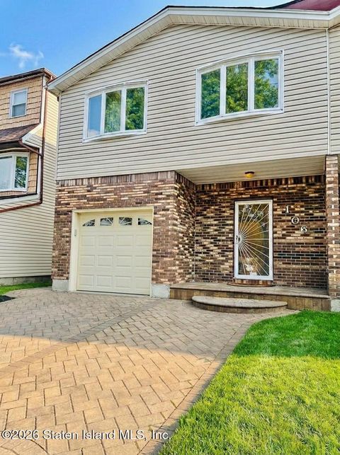 Photo of 106 Redwood Avenue #2, Staten Island, NY 10308 (MLS # 2600904)