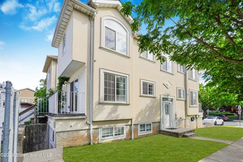 Photo of 201 Clifton Avenue, Staten Island, NY 10305 (MLS # 2403159)