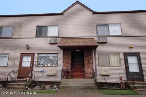 Photo of 360 Barlow Avenue #29a, Staten Island, NY 10308 (MLS # 2600288)