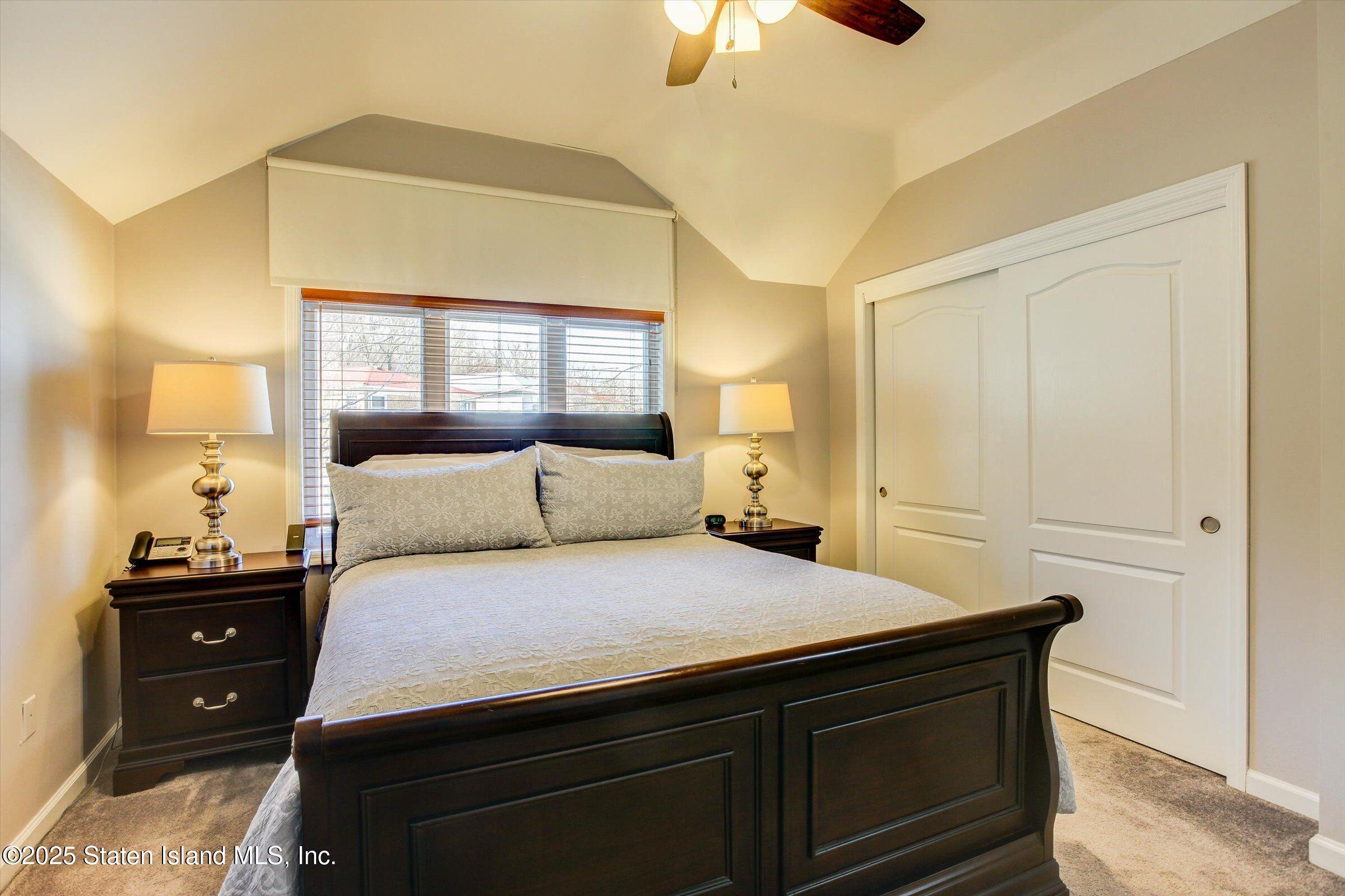 25 Gwenn Loop, Staten Island, New York image 28