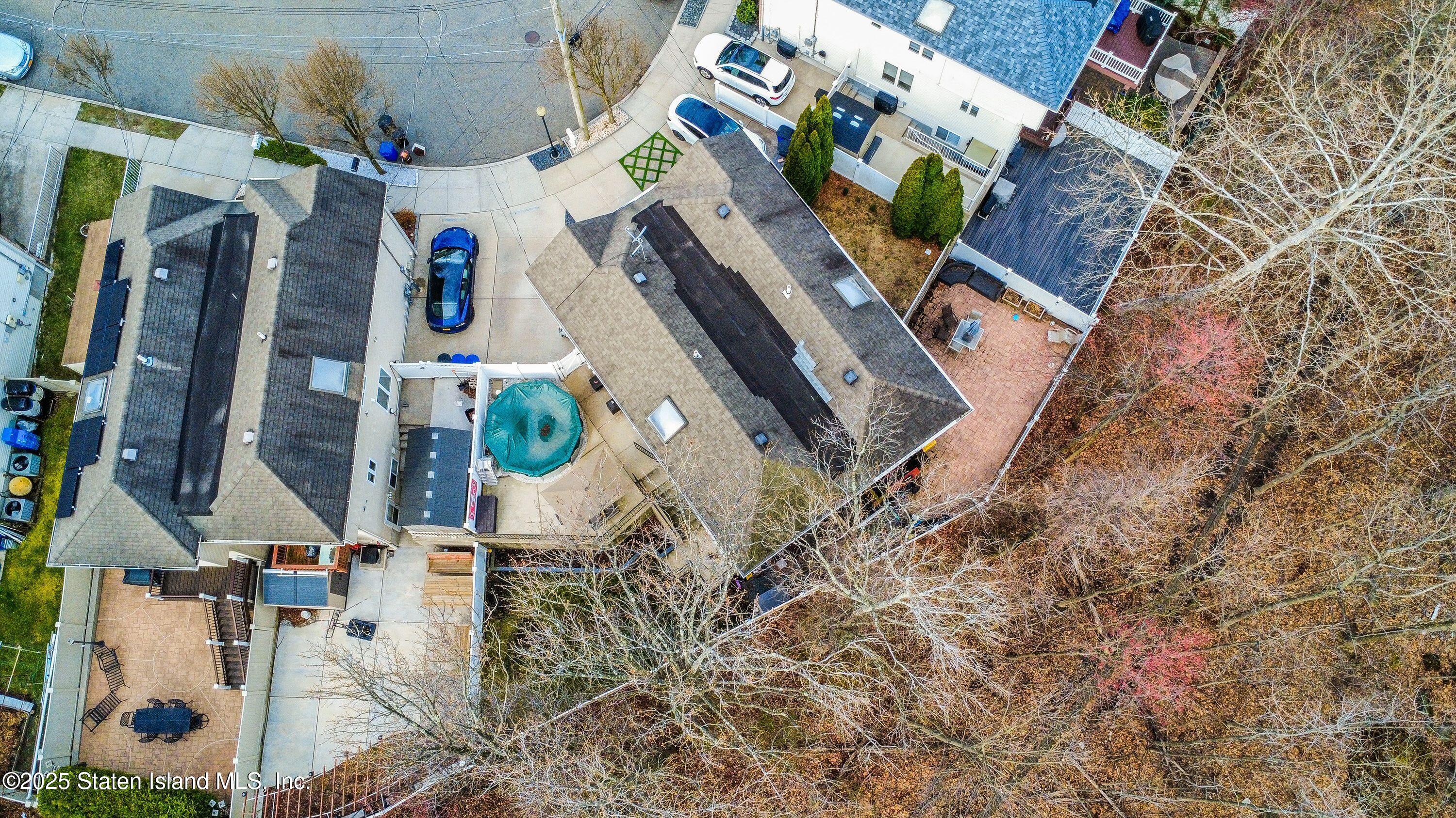 25 Gwenn Loop, Staten Island, New York image 45