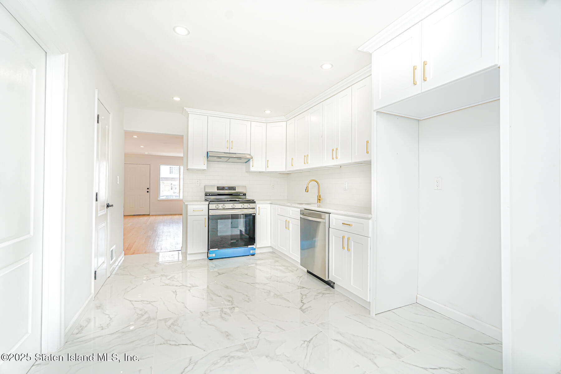 64 Gridley Avenue, Staten Island, New York image 31