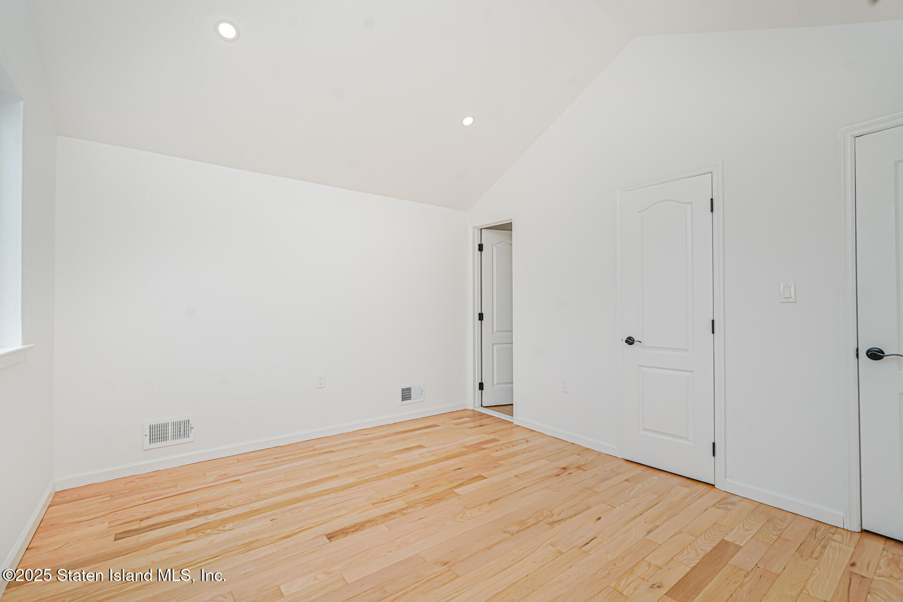64 Gridley Avenue, Staten Island, New York image 13