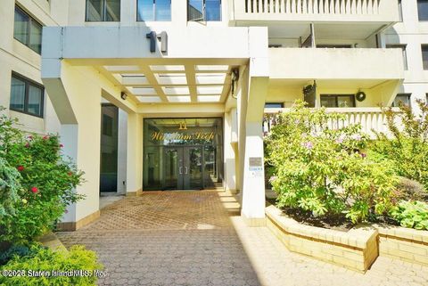 Photo of 11 Windham Loop #2ff, Staten Island, NY 10314 (MLS # 2601169)