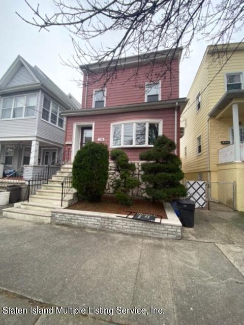 Photo of 158 Mcclean Avenue, Staten Island, NY 10305 (MLS # 2405439)