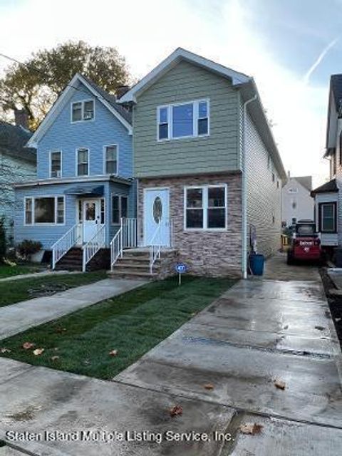 Photo of 238 Taylor Street, Staten Island, NY 10310 (MLS # 1157767)