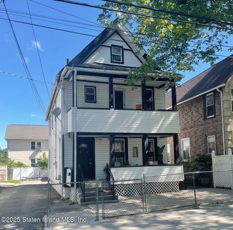 Photo of 231 Charles Avenue, Staten Island, NY 10302 (MLS # 2503695)