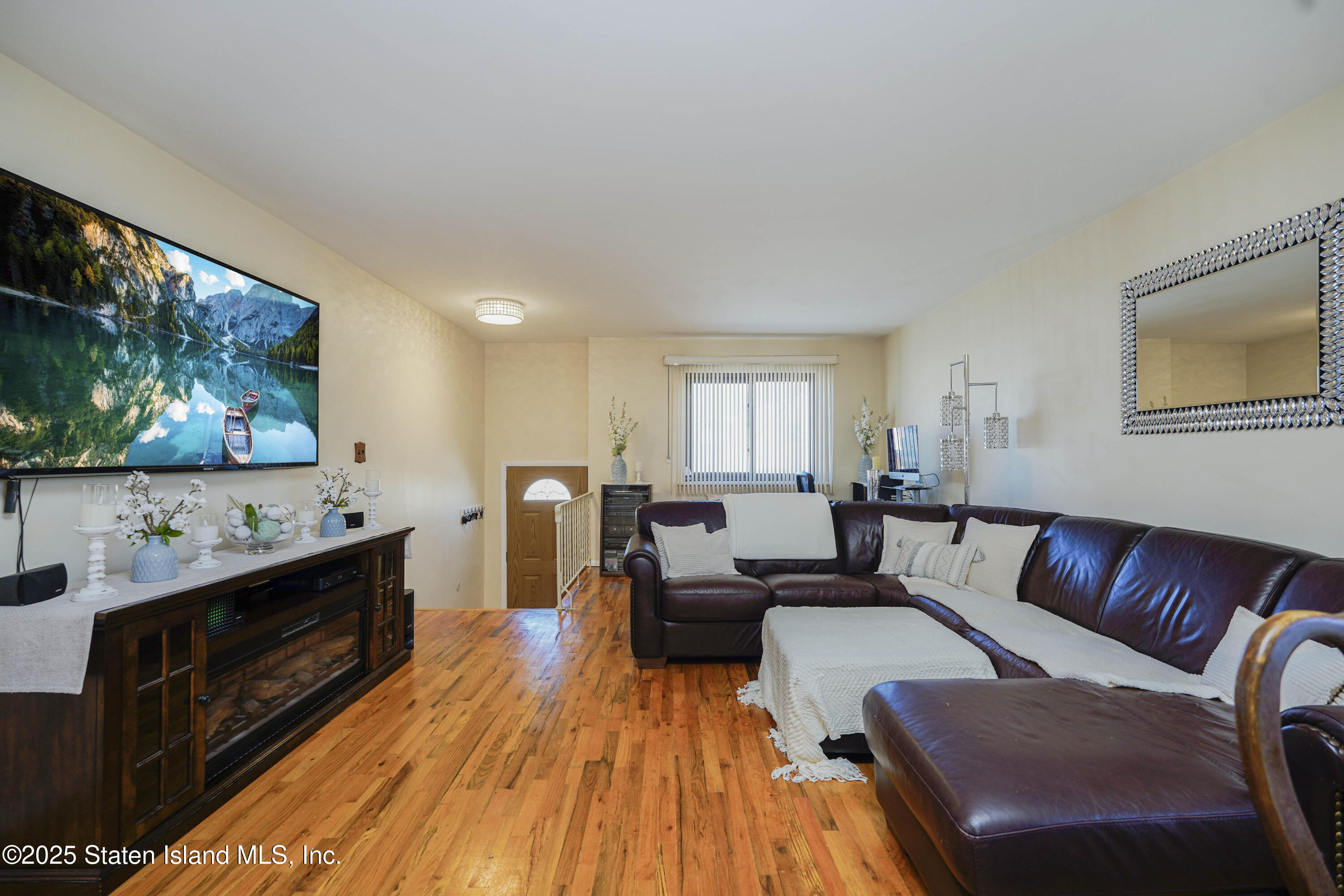 376 Adelaide Avenue, Staten Island, New York image 18