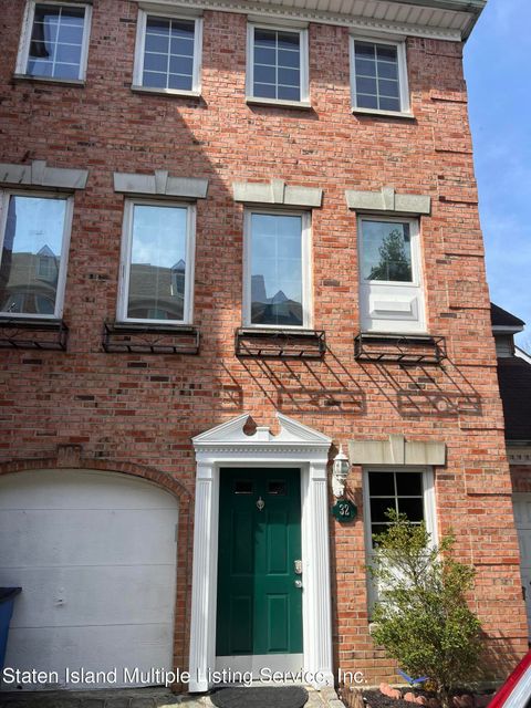 Photo of 32 Lexington Lane, Staten Island, NY 10308 (MLS # 2401429)