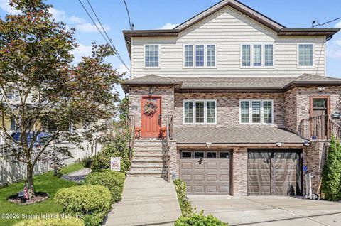 Photo of 67 Wilson Avenue, Staten Island, NY 10308 (MLS # 2600312)