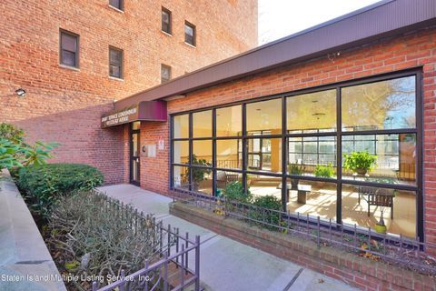 Photo of 100 Colfax Avenue #7u, Staten Island, NY 10306 (MLS # 1165557)