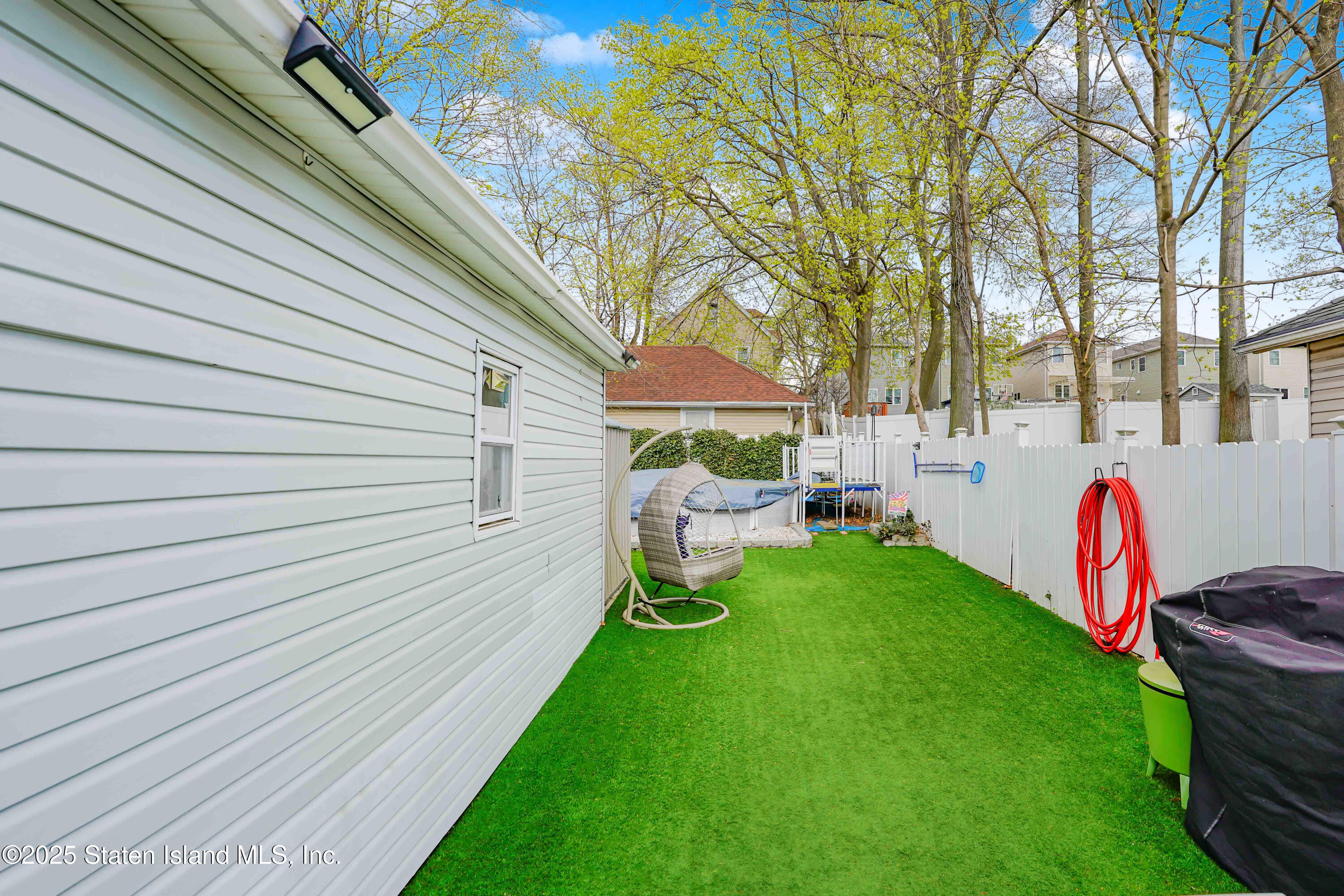 139 Roe Street, Staten Island, New York image 34