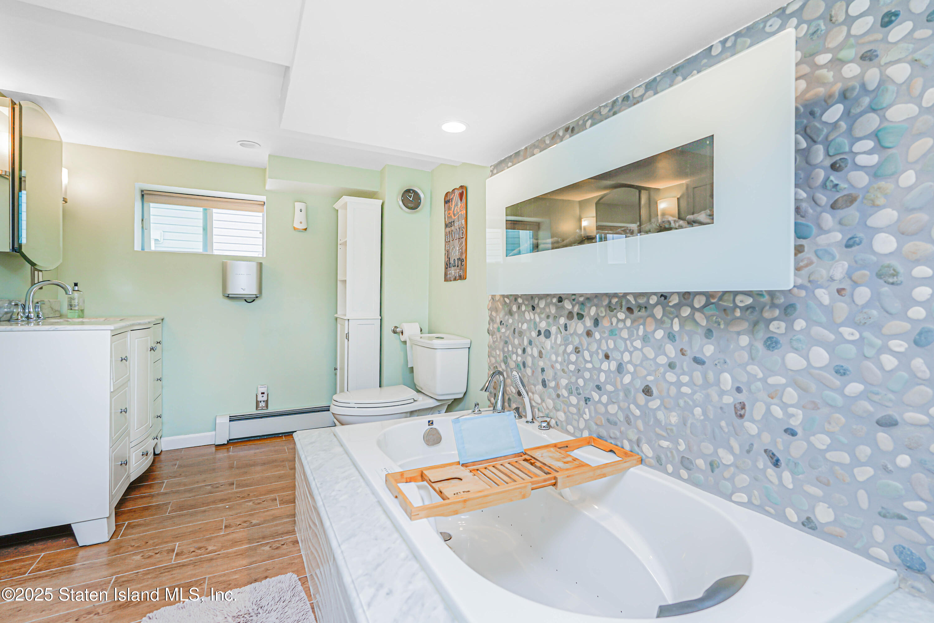 139 Roe Street, Staten Island, New York image 29
