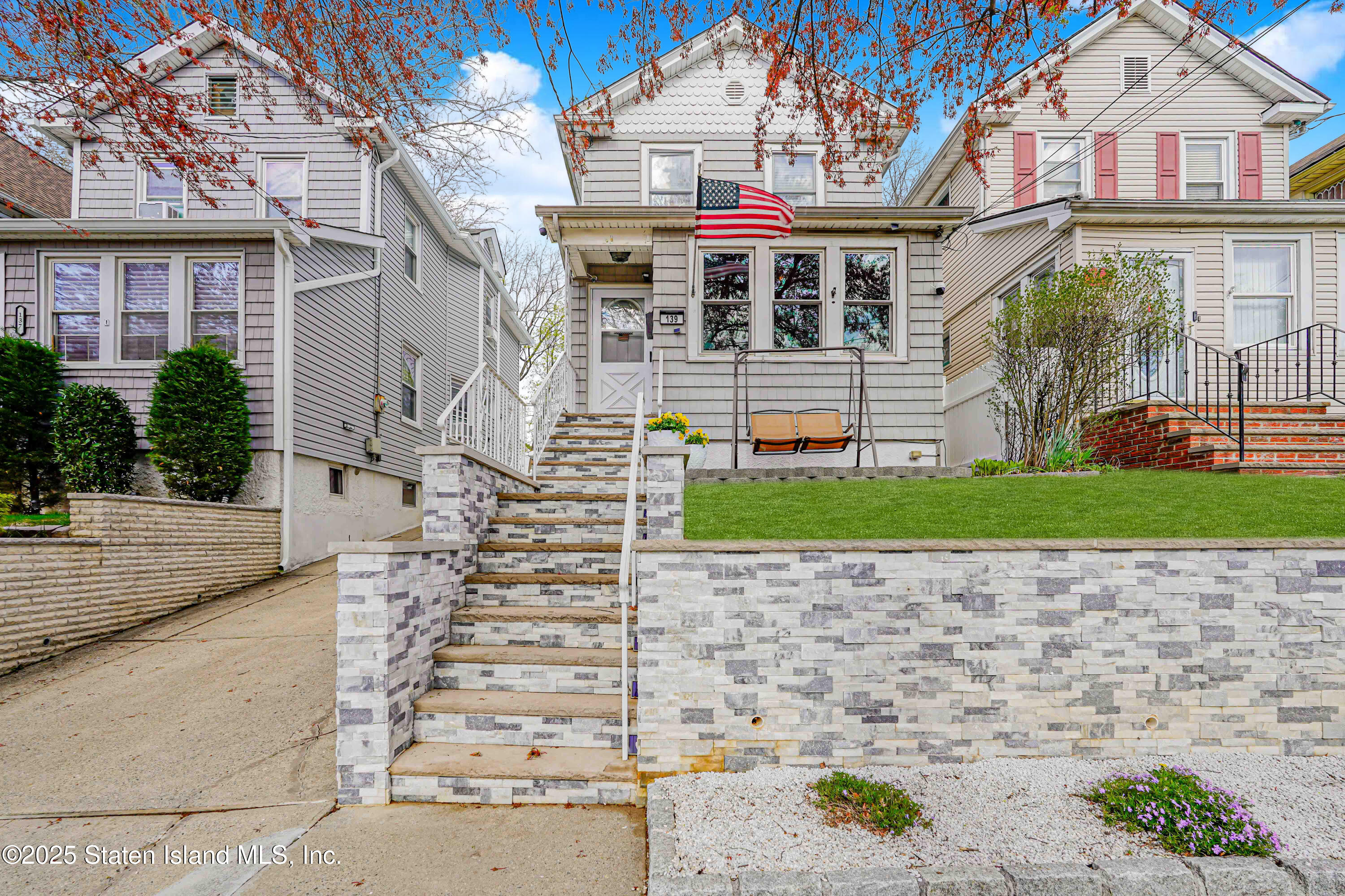 139 Roe Street, Staten Island, New York image 1