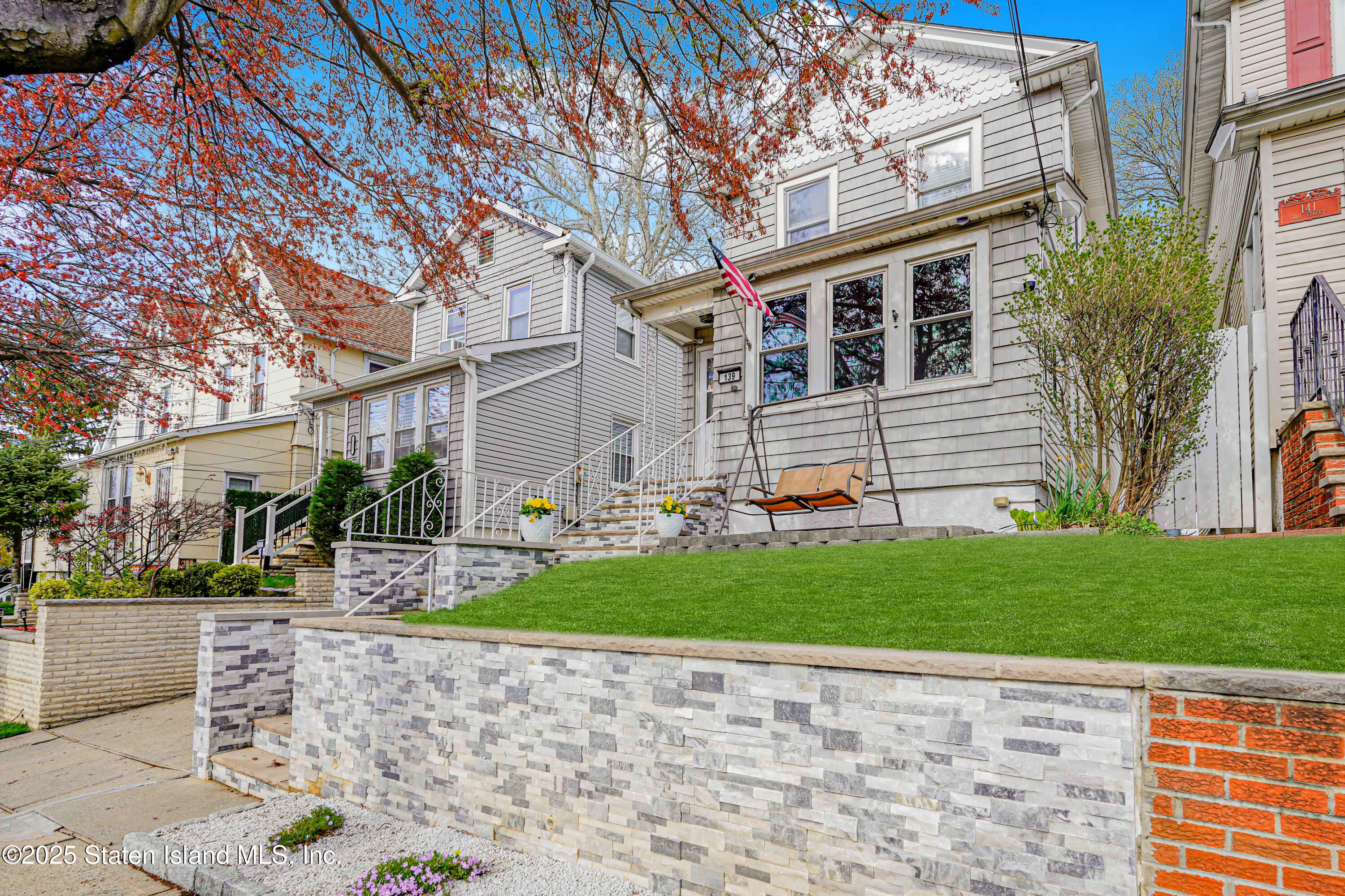 139 Roe Street, Staten Island, New York image 3