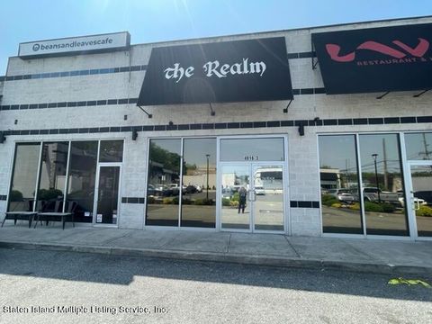 Photo of 4916 Arthur Kill Road #E, Staten Island, NY 10309 (MLS # 1161707)