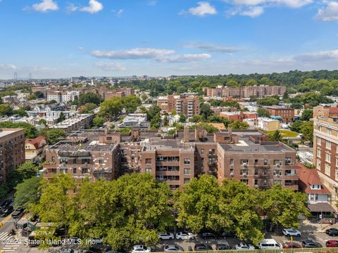 Photo of 100 Ocean Parkway #4b, Brooklyn, NY 11218 (MLS # 2404410)