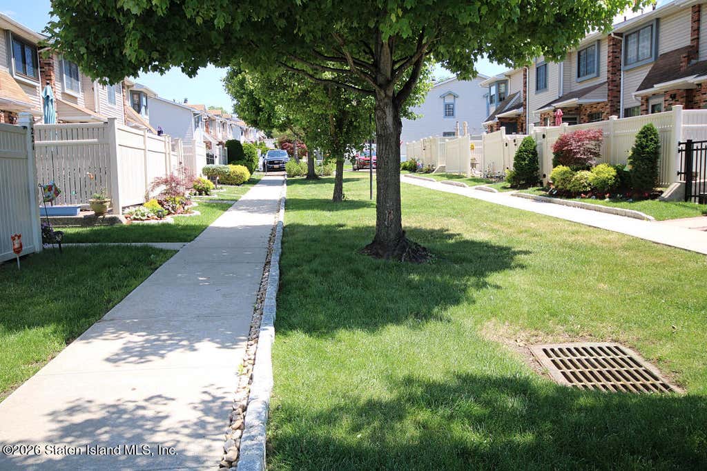 Photo of 32 Mc Divitt Avenue #A, Staten Island, NY 10314 (MLS # 2603042)