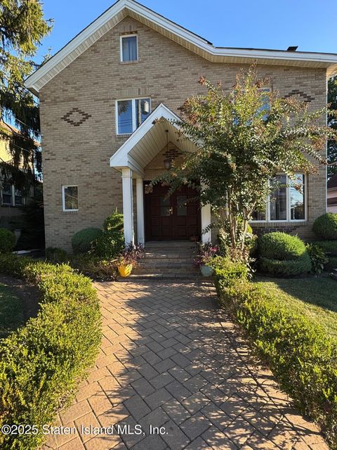 Photo of 47 Vista Avenue, Staten Island, NY 10304 (MLS # 2506863)