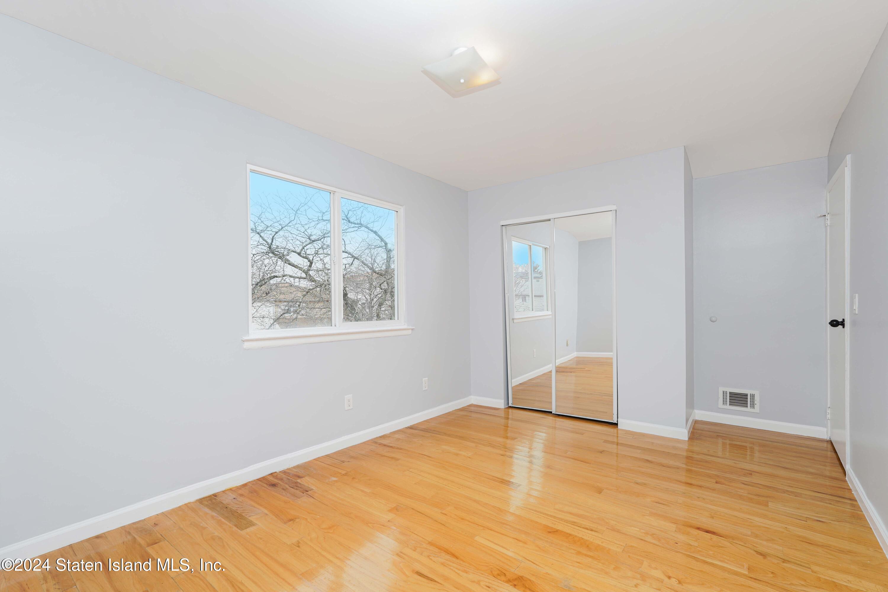 7 E Macon Avenue, Staten Island, New York image 30