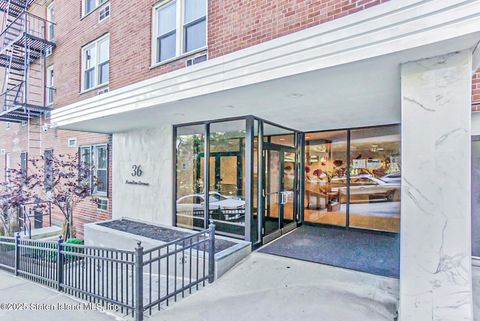 Photo of 36 Hamilton Avenue #4k, Staten Island, NY 10301 (MLS # 2505780)