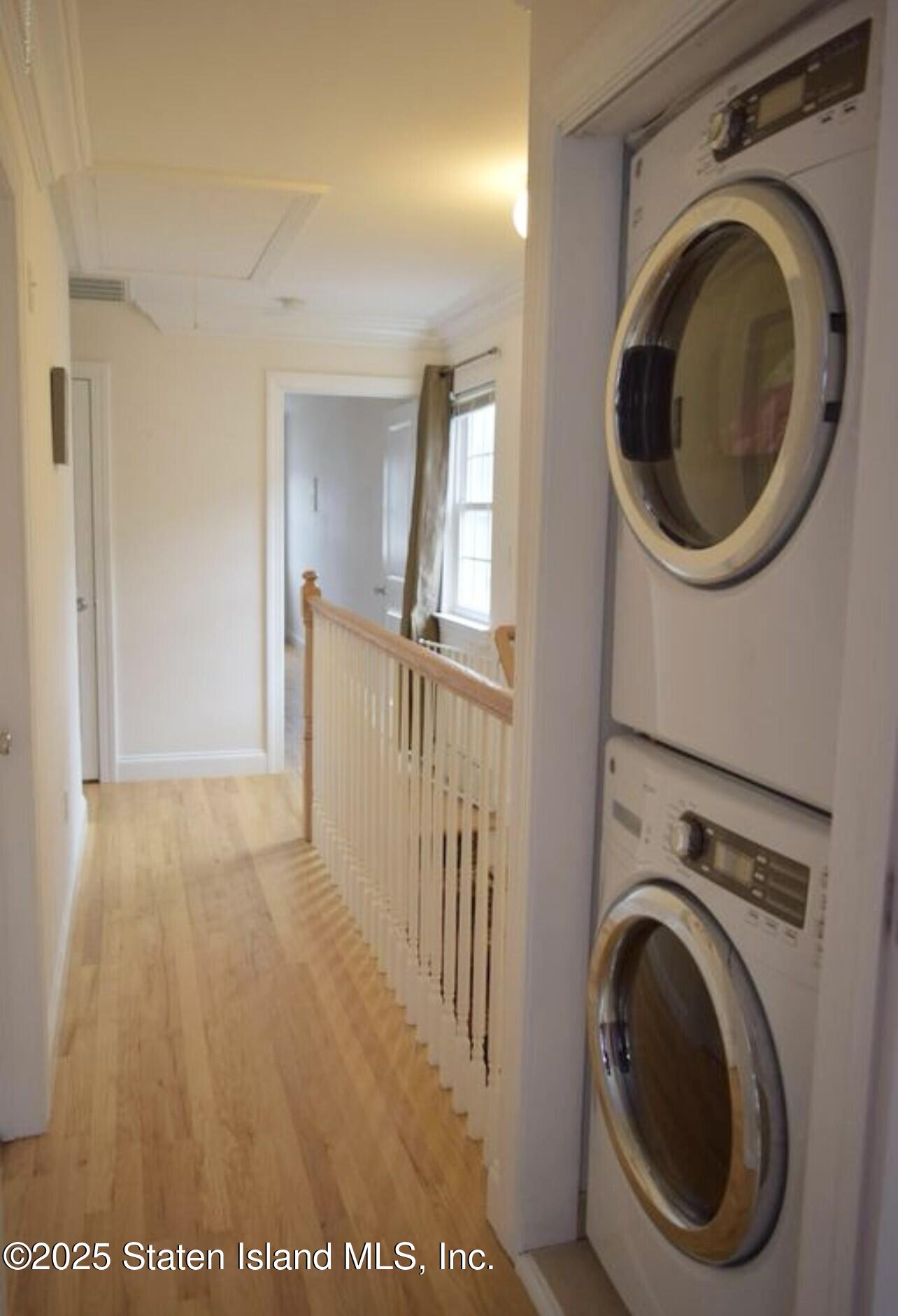 172 Presentation Circle, Staten Island, New York image 7