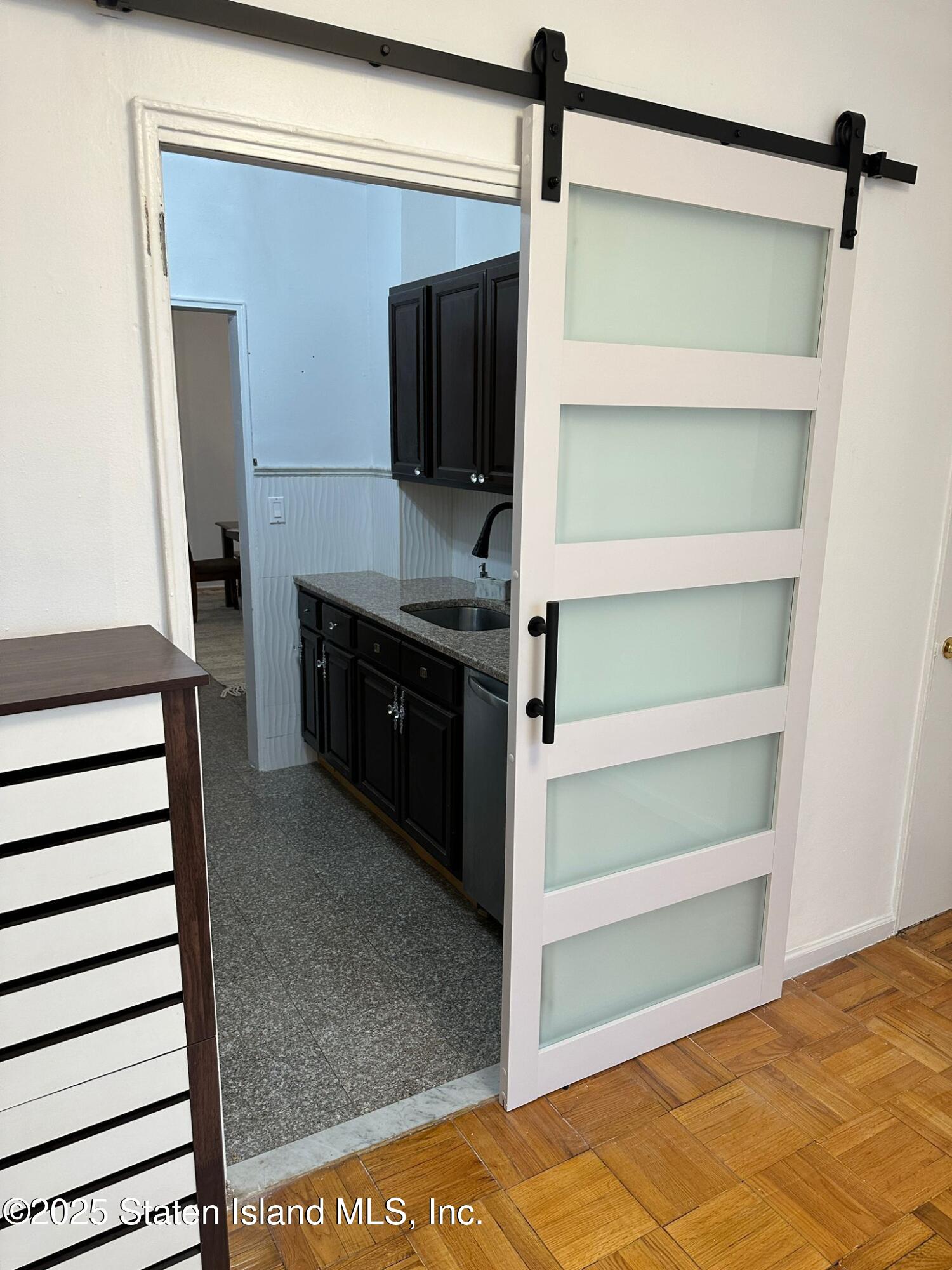 145 Lincoln Avenue #1R, Staten Island, New York image 6